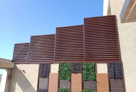 سواتر جدة بحي الحمرا: حماية وجمال في قلب المدينة